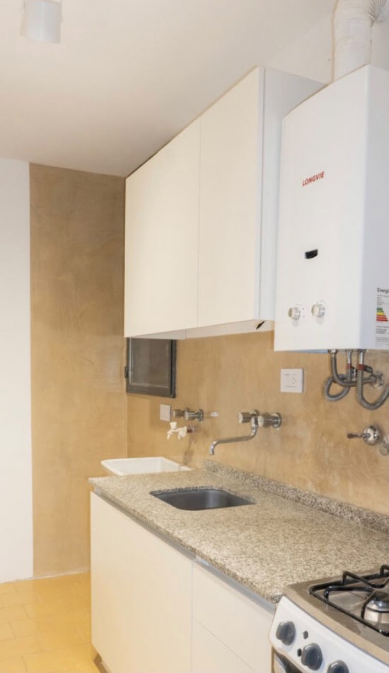 OPORTUNIDAD. Depto 3 Dormitorios en pleno centro EN VENTA. San lorenzo 1700