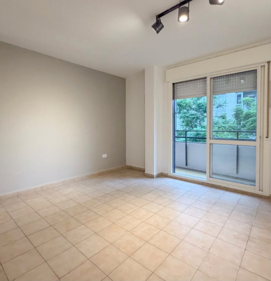 OPORTUNIDAD. Depto 3 Dormitorios en pleno centro EN VENTA. San lorenzo 1700