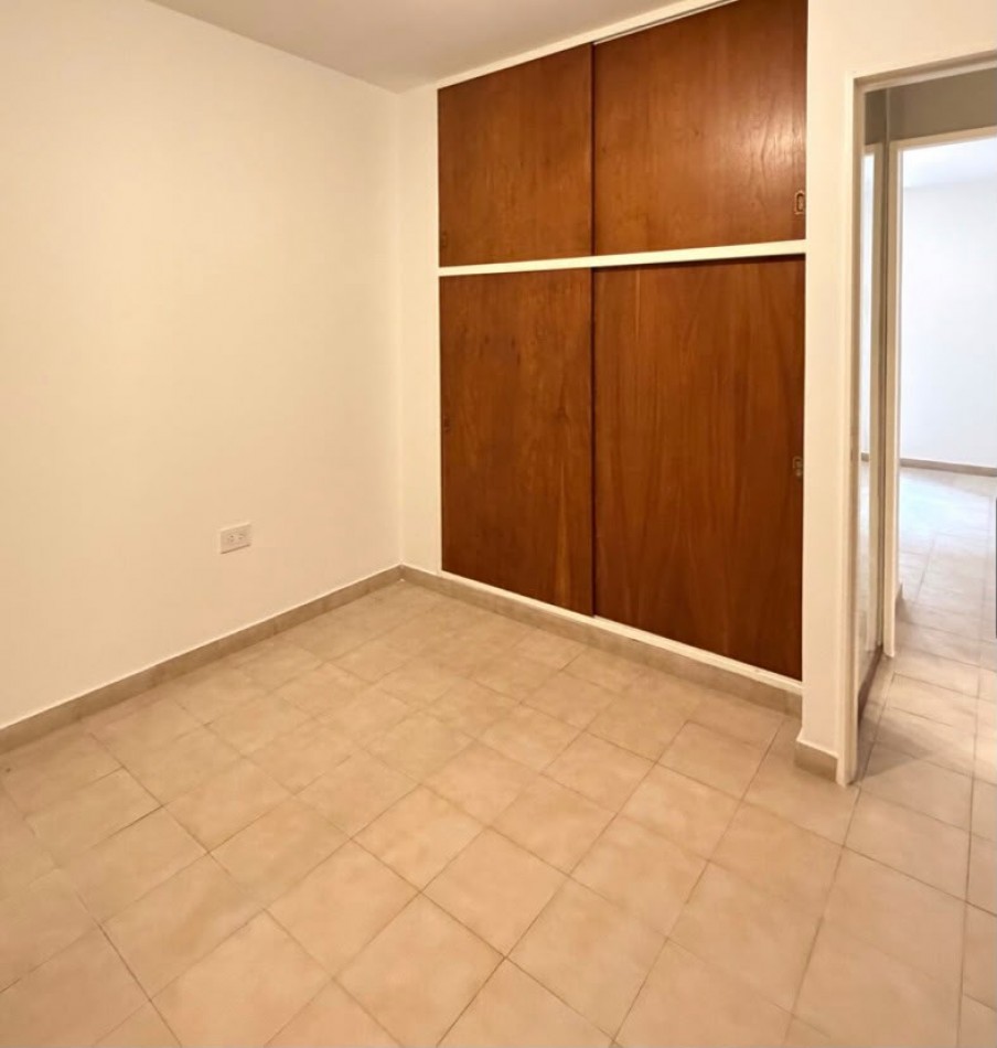 OPORTUNIDAD. Depto 3 Dormitorios en pleno centro EN VENTA. San lorenzo 1700