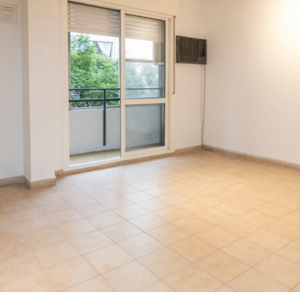 OPORTUNIDAD. Depto 3 Dormitorios en pleno centro EN VENTA. San lorenzo 1700