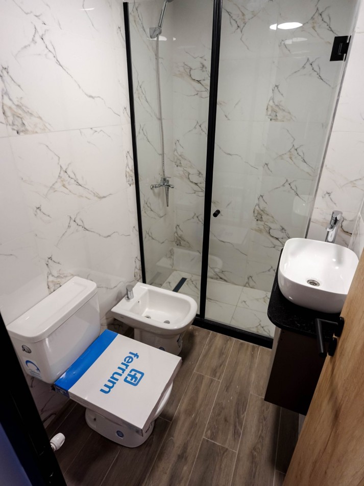 EN VENTA | PISO EXCLUSIVO 3 DORMITORIOS + COCHERA | AYACUCHO 1300