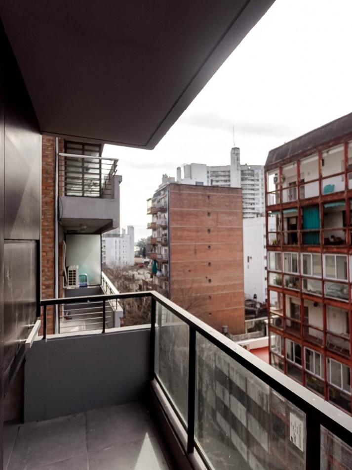 EN VENTA | PISO EXCLUSIVO 3 DORMITORIOS + COCHERA | AYACUCHO 1300