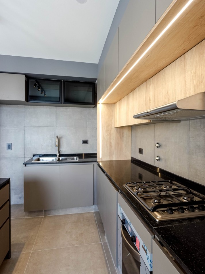 EN VENTA | PISO EXCLUSIVO 3 DORMITORIOS + COCHERA | AYACUCHO 1300
