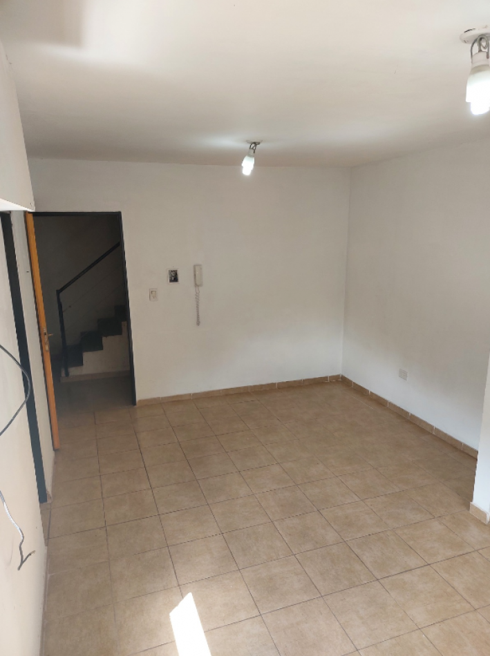 EN VENTA - MONOAMBIENTE EN LAVALLE 1700