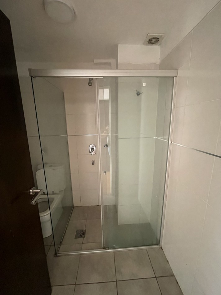 VENTA UN DORMITOIRO AL FRENTE. BARRIO MARTIN. Pasaje Santa Cruz 300