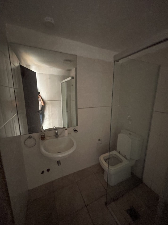 VENTA UN DORMITOIRO AL FRENTE. BARRIO MARTIN. Pasaje Santa Cruz 300