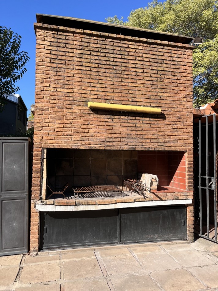 Exclusiva Casa en Fisherton de 4 dormitorios, parque, piscina