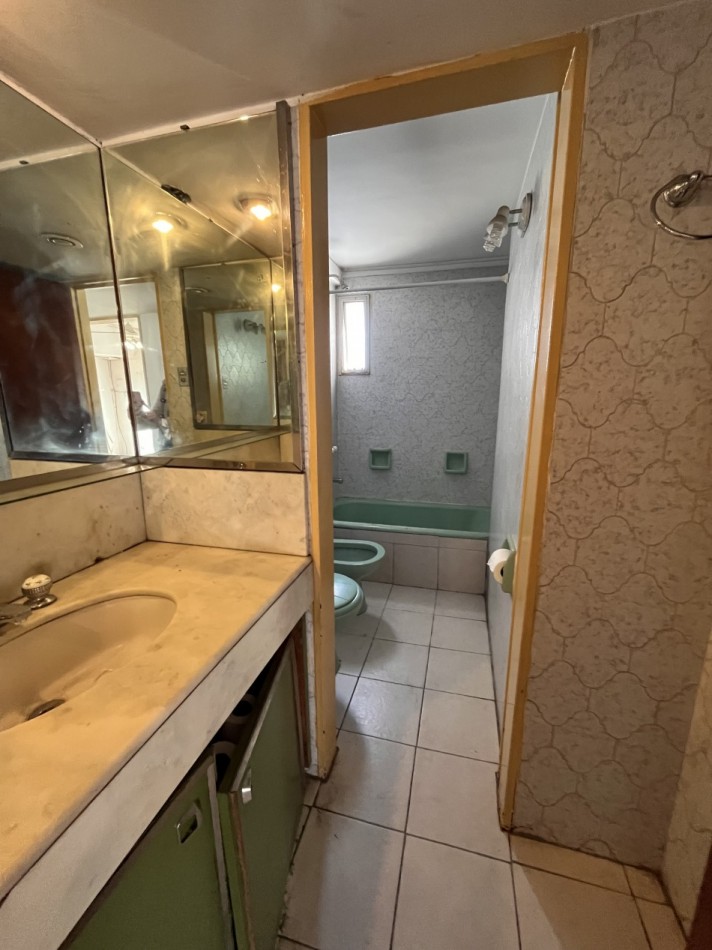 Dos dormitorios con terraza exclusiva y parrillero en barrio España y Hospitales