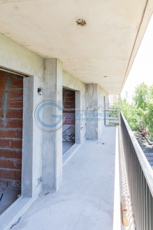 Deptos Dos Dormitorios - Balcon al frente - Terraza uso comun con parrilleros - Riccheri 402