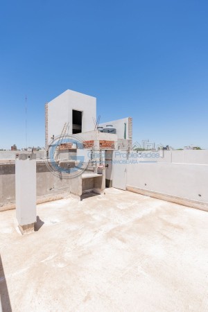 Deptos Dos Dormitorios - Balcon al frente - Terraza uso comun con parrilleros - Riccheri 402