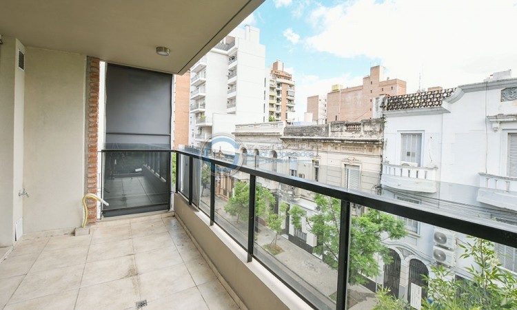 PISO EXCLUSIVO 3 DORMITORIOS - Balcon terraza la frente y al contrafrente - Amenities - Catamarca y Moreno