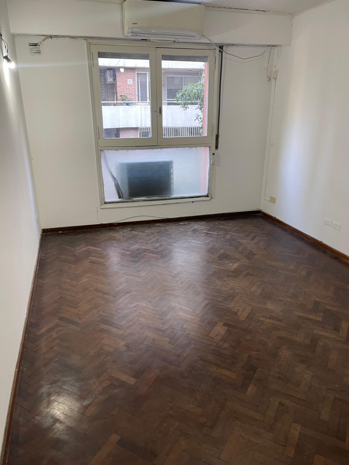 Alquiler departamento semipiso dos dormitorios al frente. Zona rio