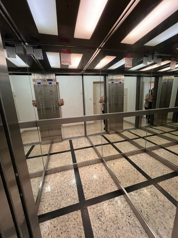 SEMIPISO DE UN DORMITORIO - Balcon al frente - Zeballos 1700