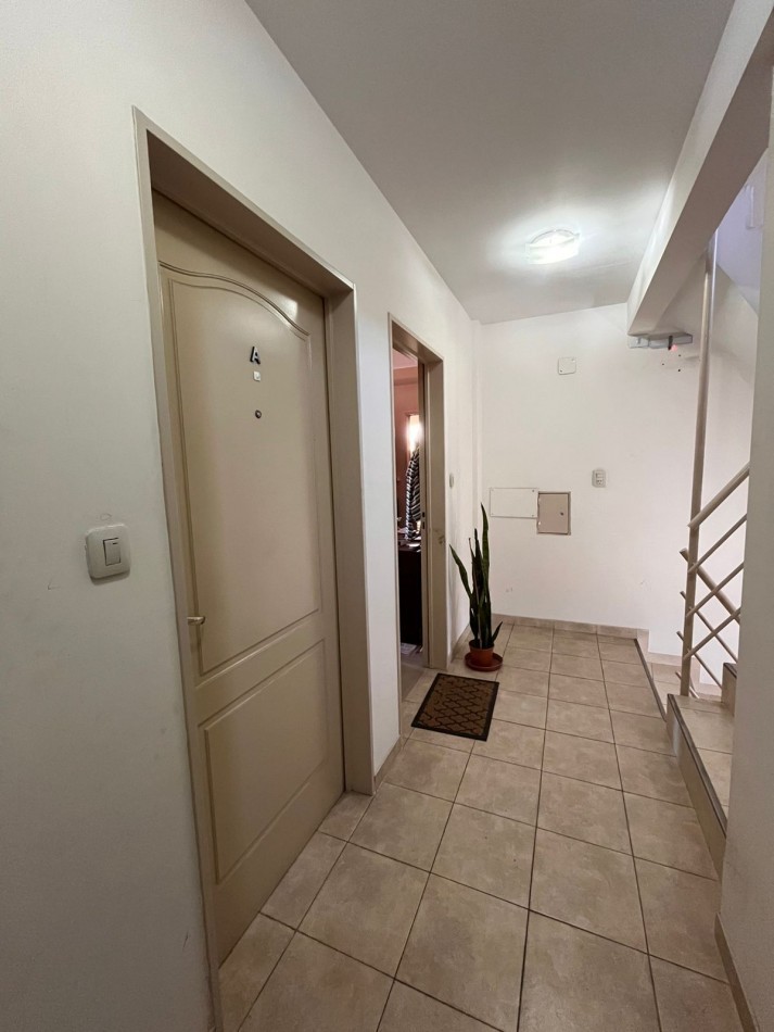 SEMIPISO DE UN DORMITORIO - Balcon al frente - Zeballos 1700