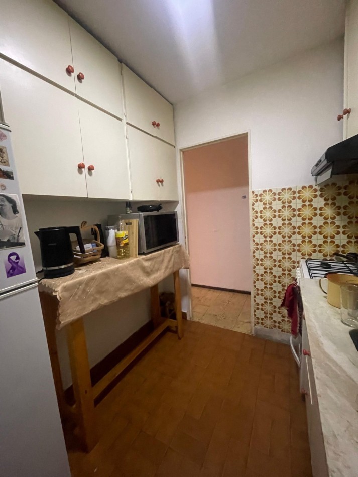EN ALQUILER. Departamento 2 dormitorios En PB con dos PATIOS. MAIPU 1700