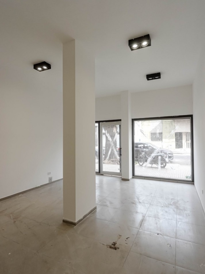 EN VENTA LOCAL COMERCIAL | VERA MUJICA 835