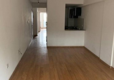 VENTA DEPARTAMENTO Dos dormitorios con cochera - Balcon frente - Azotea: parrillero- Escrituracion inmediata - ABASTO
