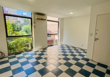 VENTA Amplio monoambiente zona rio. Brown 1900